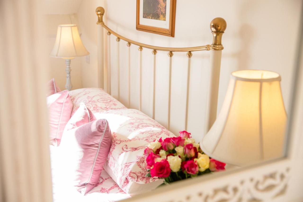 Higher Weddicott Barn Holiday Cottage - Self Catering แชกฟอร์ด ภายนอก รูปภาพ