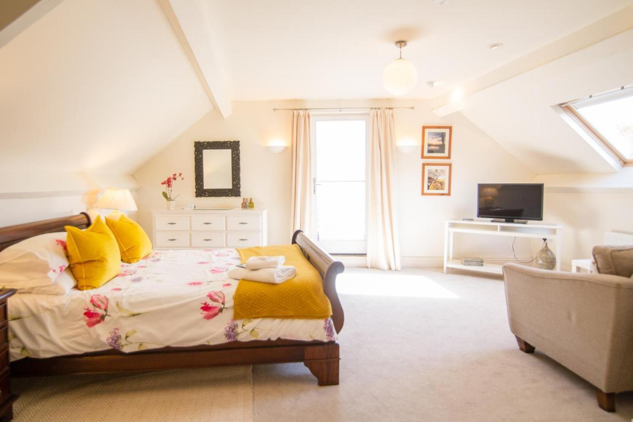 Higher Weddicott Barn Holiday Cottage - Self Catering แชกฟอร์ด ภายนอก รูปภาพ
