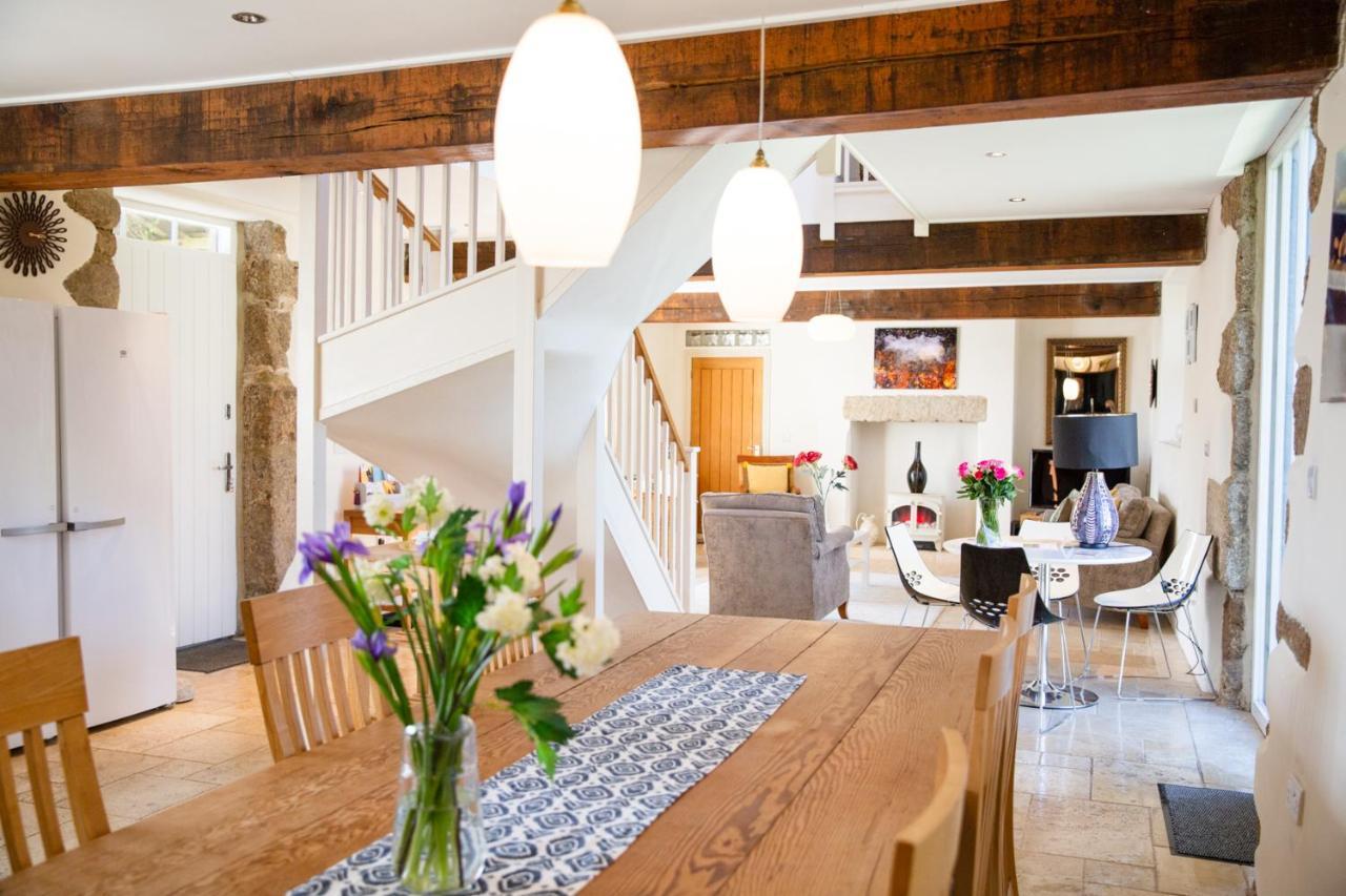 Higher Weddicott Barn Holiday Cottage - Self Catering แชกฟอร์ด ภายนอก รูปภาพ