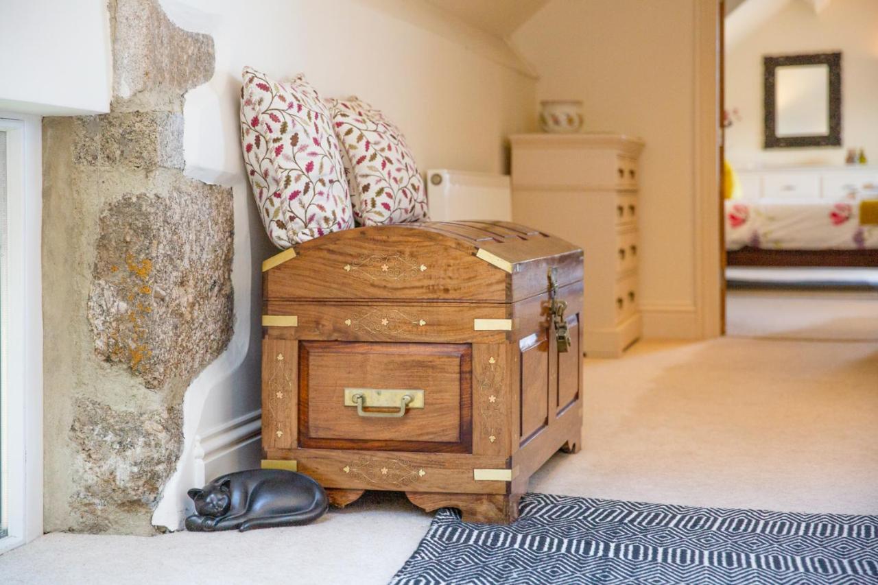Higher Weddicott Barn Holiday Cottage - Self Catering แชกฟอร์ด ภายนอก รูปภาพ
