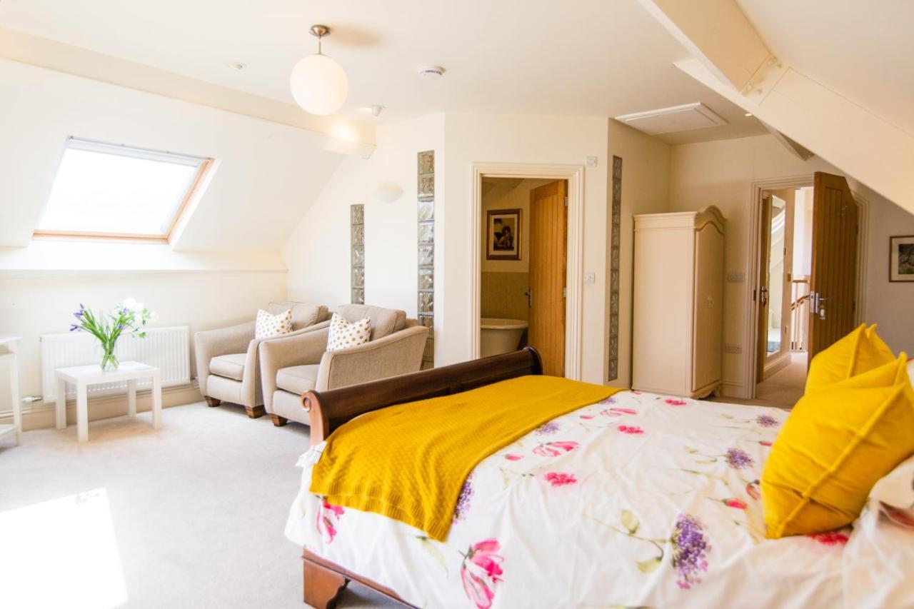 Higher Weddicott Barn Holiday Cottage - Self Catering แชกฟอร์ด ภายนอก รูปภาพ