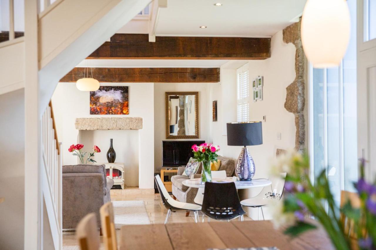 Higher Weddicott Barn Holiday Cottage - Self Catering แชกฟอร์ด ภายนอก รูปภาพ