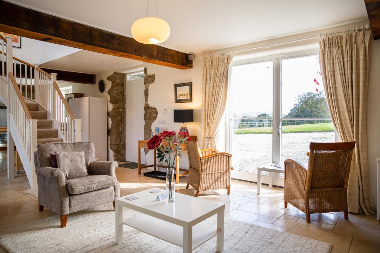 Higher Weddicott Barn Holiday Cottage - Self Catering แชกฟอร์ด ภายนอก รูปภาพ